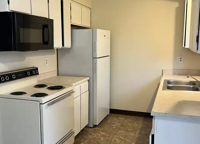 Property at 1617 Bramble Pl Unit 03, Redding, CA, 96002, 2 beds, 1 bath, [object Object]