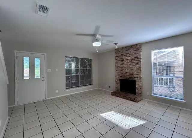Property at 1707 Waterloo Trl Unit A, Austin, TX, 78704, 2 beds, 1 bath, [object Object]