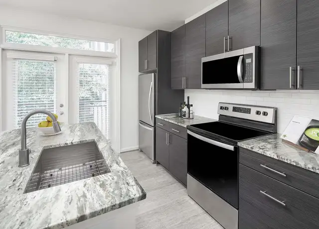 Photo of 12152 Monument Dr, Fairfax, VA 22033