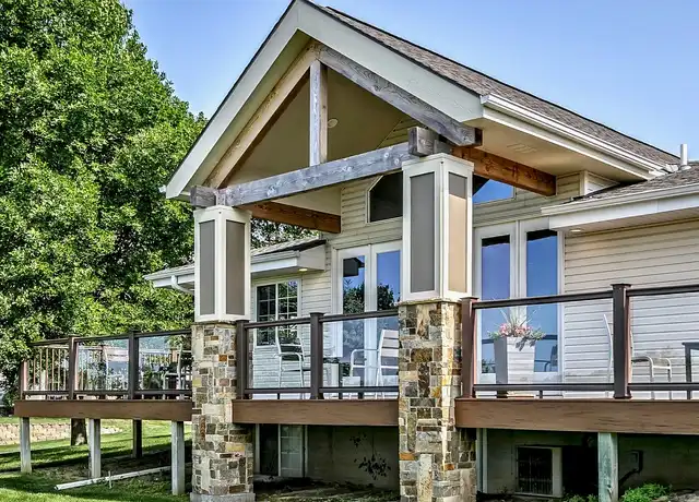 Property at Tiburon View Apartments - 16895 Oakmont Dr, Omaha, NE, 68136, 1-2 bed, 1-2 bath, [object Object]