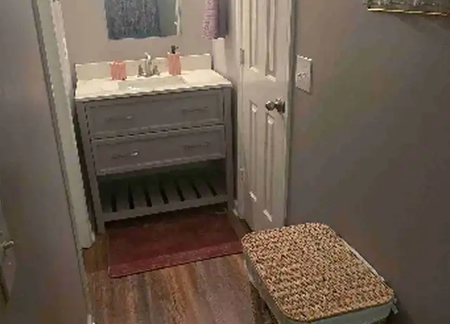 Property at 15 Crescent Ln, Columbia, SC, 29212, 2 beds, 2.5 baths, [object Object]