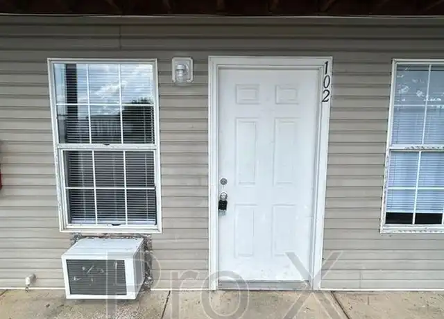 Property at 1414 S Powell St #102, Springdale, AR, 72764, 1 bed, 1 bath, [object Object]
