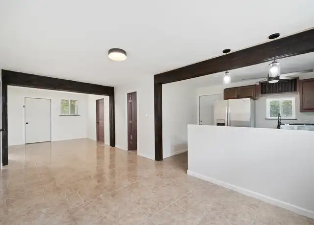 Property at 215 S 11th St Unit 1, Aransas Pass, TX, 78336, 2 beds, 1 bath, [object Object]
