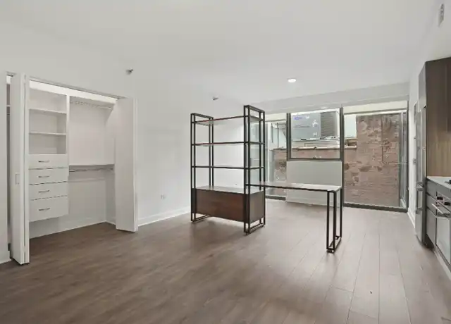 Property at 224 W Hubbard St, Chicago, IL, 60654, 0 beds, 1 bath, [object Object]