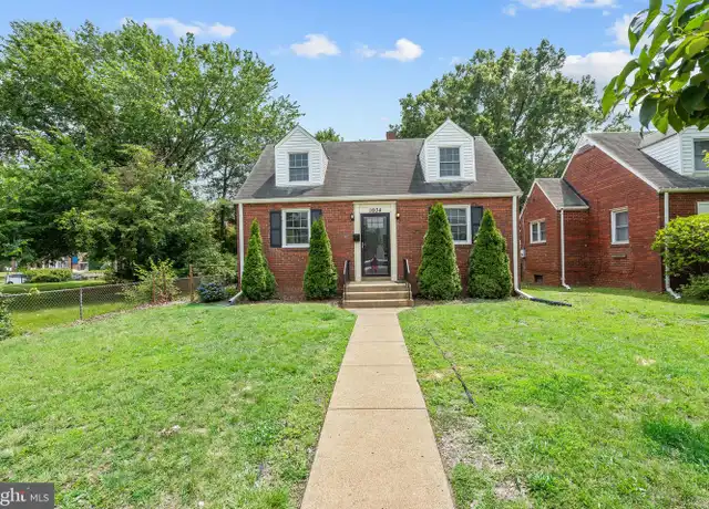 Property at 1604 Peach St, Alexandria, VA, 22302, 3 beds, 1 bath, [object Object]