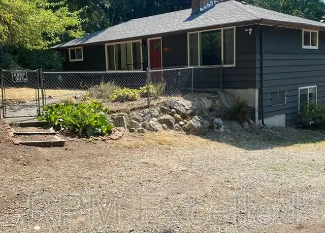Property at 3215 S 259th Pl, Kent, WA, 98032, 3 beds, 2 baths, [object Object]