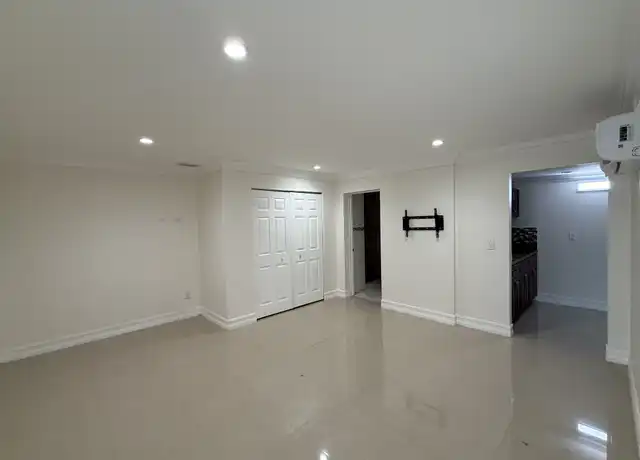 Property at 615 SW 64th Ave Unit 102, Miami, FL, 33144, 1 bed, 1 bath, [object Object]