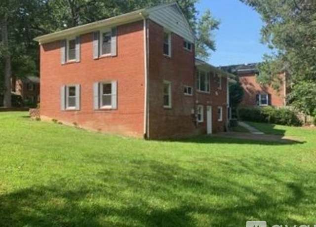 Photo of 9801 Cedar Ln, Bethesda, MD 20814