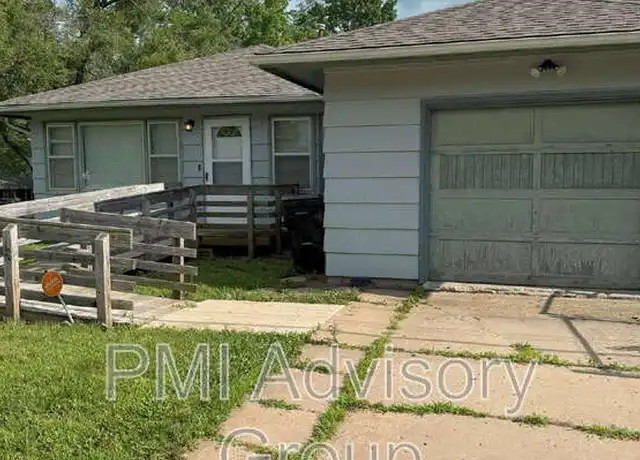 Property at 3001 SE Minnesota Ave, Topeka, KS, 66605, 3 beds, 1 bath, [object Object]