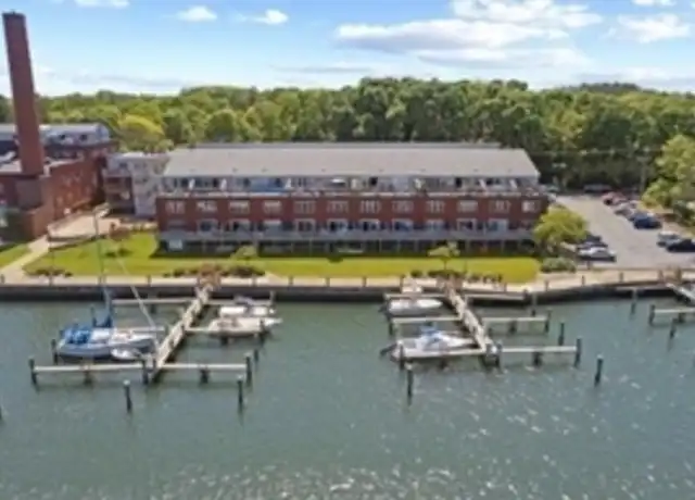 Property at 45 Main St #26, Wareham, MA, 02571, 1 bed, 1 bath, [object Object]