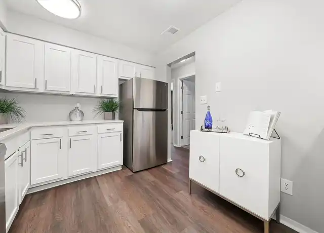 Property at Hampton in Highland Apartments - 2300 Azalea Dr, Highland, IN, 46322, 1-2 bed, 1-2 bath, [object Object]