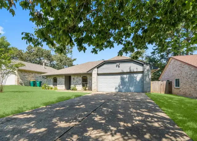 Property at 313 Oxford Dr, Conroe, TX, 77303, 3 beds, 2 baths, [object Object]