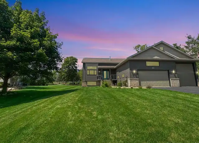Property at 717 Ashley Dr, Chaska, MN, 55318, 3 beds, 3 baths, [object Object]