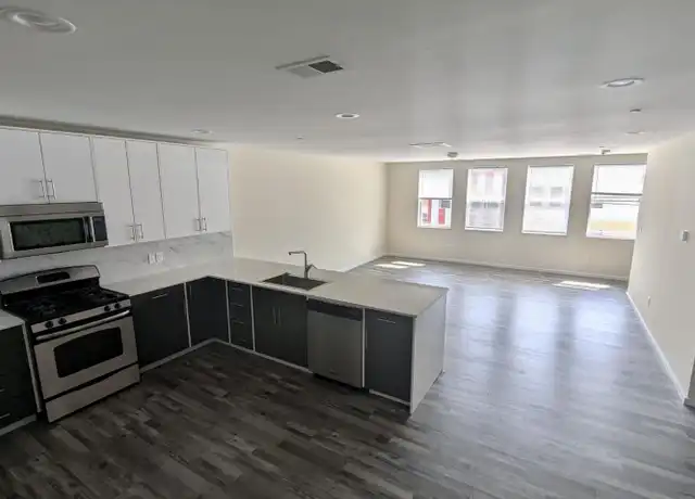 Property at 800 N 48th St #20, Philadelphia, PA, 19139, 4 beds, 2.5 baths, [object Object]