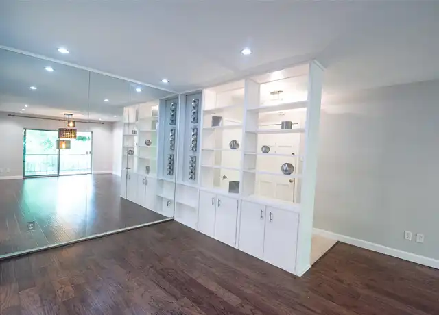 Property at 2238 S Piney Point Rd #209, Houston, TX, 77063, 2 beds, 2 baths, [object Object]