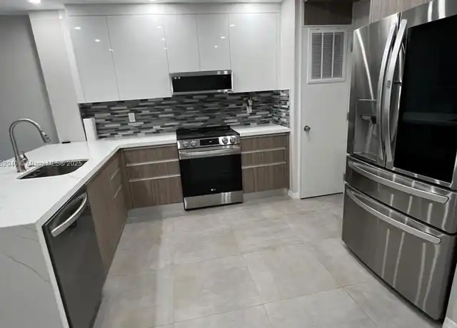 Property at 2175 NE 56th St #211, Fort Lauderdale, FL, 33308, 3 beds, 2 baths, [object Object]