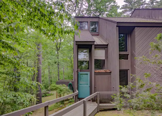 Property at 73 Kearsarge Woods Ln #13, North Conway, NH, 03860, 3 beds, 3 baths, [object Object]