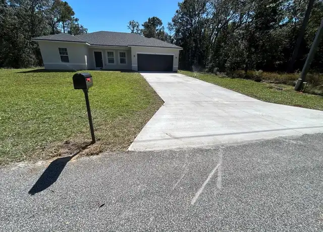 Property at 104 W Greenbriar Pl, Citrus Springs, FL, 34434, 4 beds, 2 baths, [object Object]