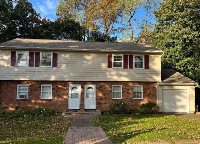 Property at 25 Van Wicklen Ct, Northport, NY, 11768, 3 beds, 2 baths, [object Object]