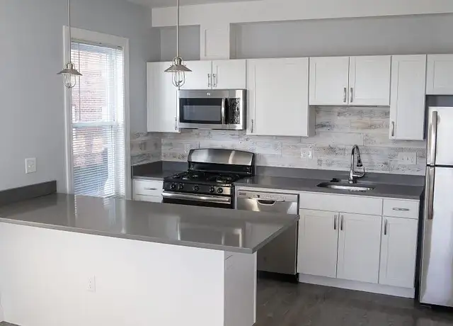 Photo of 17 Beach Rd, Lynn, MA 01902