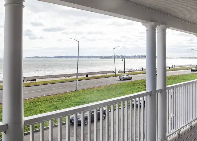 Photo of 17 Beach Rd, Lynn, MA 01902