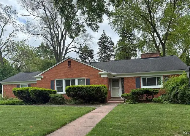 Property at 18171 Kilbirnie Ave, Lathrup Village, MI, 48076, 2 beds, 1.5 baths, [object Object]