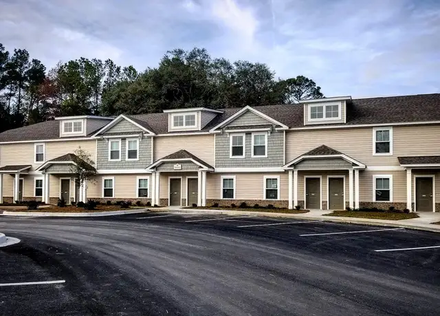 Photo of 653 Little Neck Rd, Savannah, GA 31419
