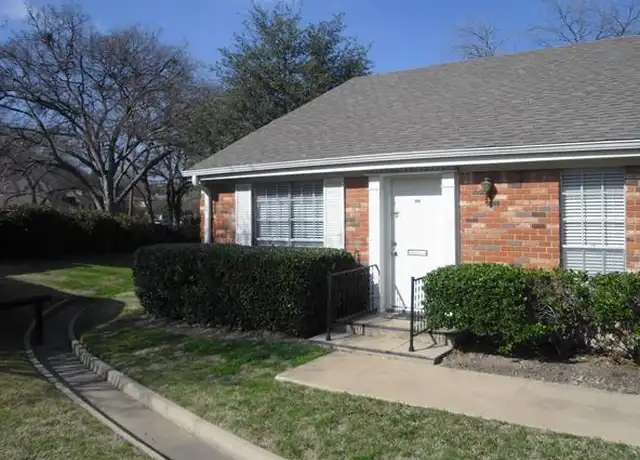 Property at 925 Roaring Springs Rd, Fort Worth, TX, 76114, 2 beds, 2 baths, [object Object]