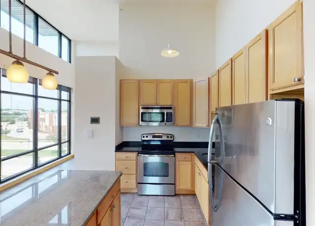Property at 5302 Odana Rd, Madison, WI, 53711, 2 beds, 2 baths, [object Object]