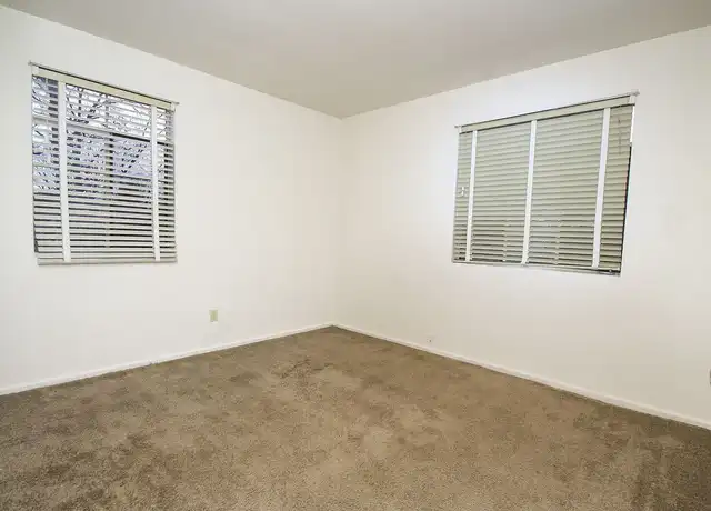 Property at Clifton Woods Apartments - 1750 Clifton Ave, Columbus, OH, 43203, 1-2 bed, 1 bath, [object Object]