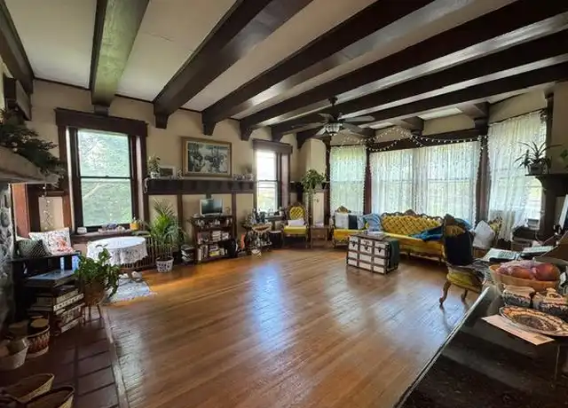 Property at 348 Green Ln Unit 2R, Philadelphia, PA, 19128, 1 bed, 1 bath, [object Object]