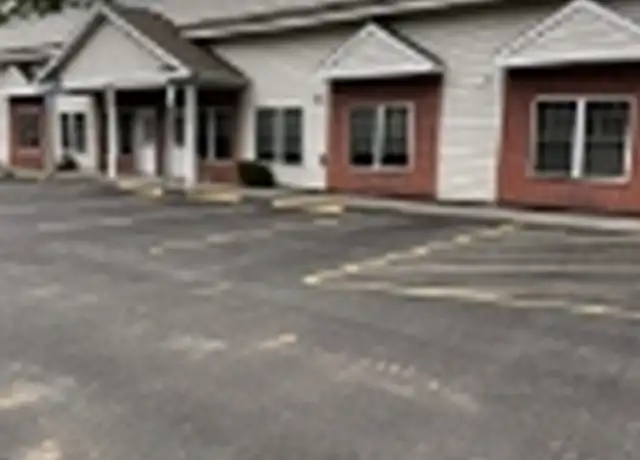 Property at 3400 E River Rd Unit 10, Rochester, NY, 14623, 3 beds, 1 bath, [object Object]