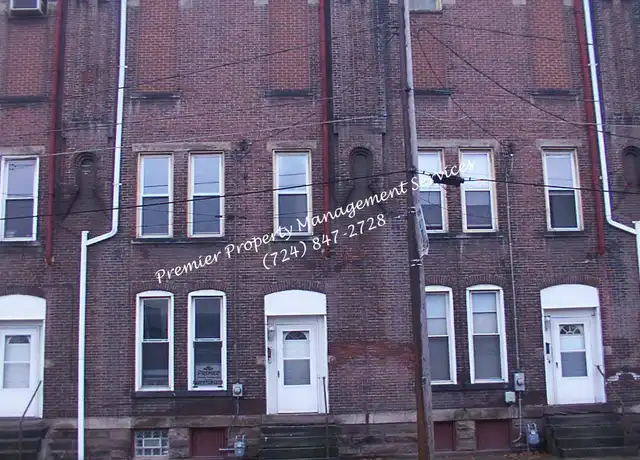 Property at 220 Rhode Island Ave Unit 220, Rochester, PA, 15074, 3 beds, 1.5 baths, [object Object]
