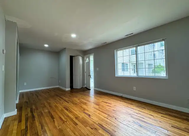 Property at 76 Sherman Ave Unit 11, New Haven, CT, 06511, 4 beds, 2.5 baths, [object Object]