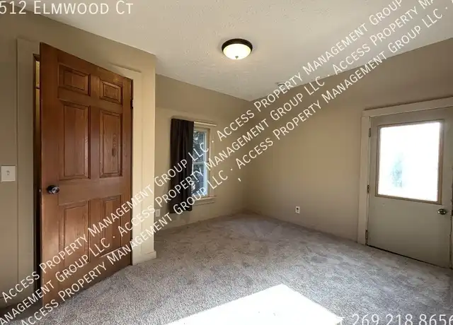 Property at 512 Elmwood Ct, Kalamazoo, MI, 49007, 4 beds, 1 bath, [object Object]