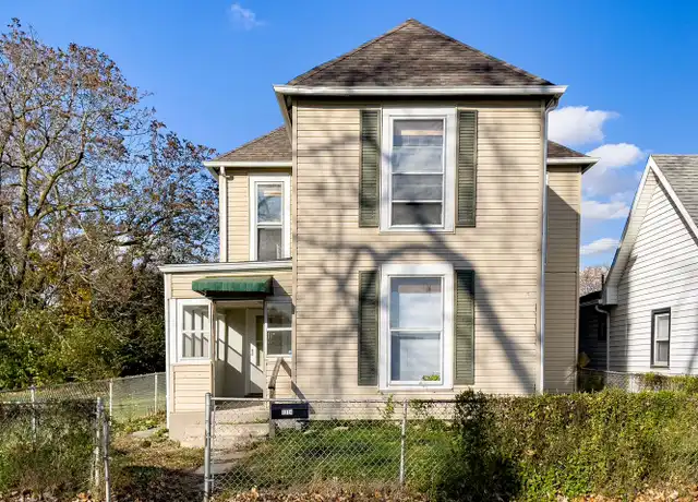 Property at 1014 E Adams St, Muncie, IN, 47305, 4 beds, 2 baths, [object Object]