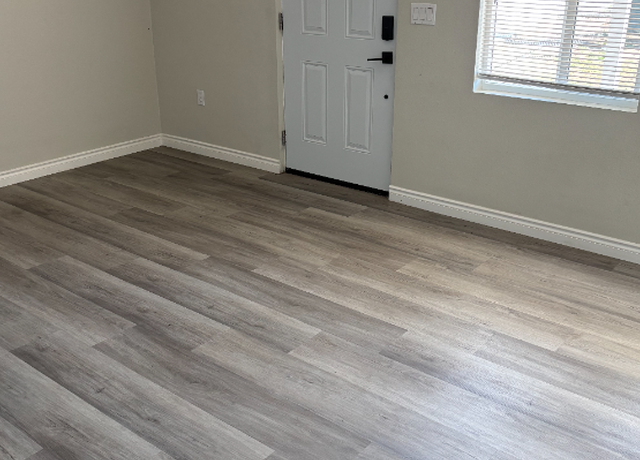 Photo of 1563 2nd St, Norco, CA 92860