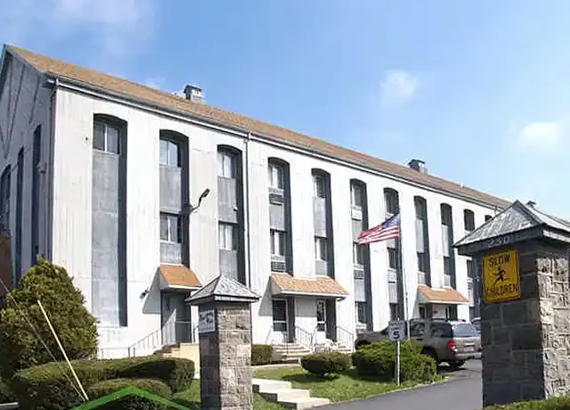 Property at Apartments by the Park - 250 Ann St, Easton, PA, 18042, 1 bed, 1 bath, [object Object]