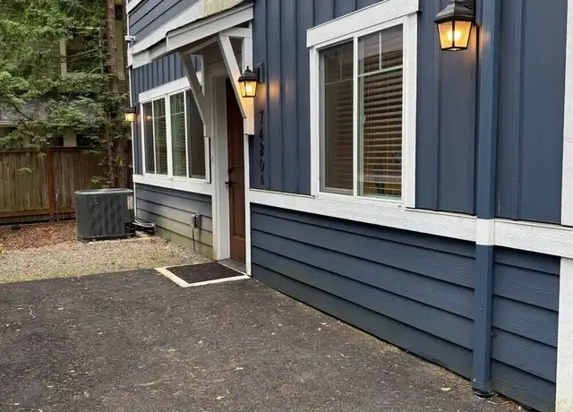 Property at 7420 SE 27th St Unit A, Mercer Island, WA, 98040, 1 bed, 2 baths, [object Object]