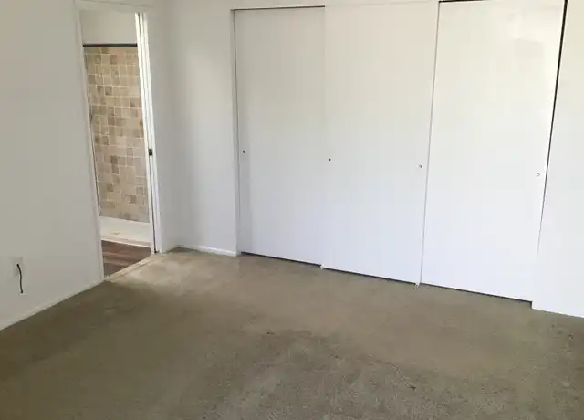 Property at 3325 N Glen Creek Dr, Tucson, AZ, 85712, 3 beds, 2 baths, [object Object]