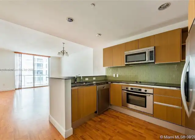 Property at 1060 Brickell Ave #2315, Miami, FL, 33131, 1 bed, 1 bath, [object Object]