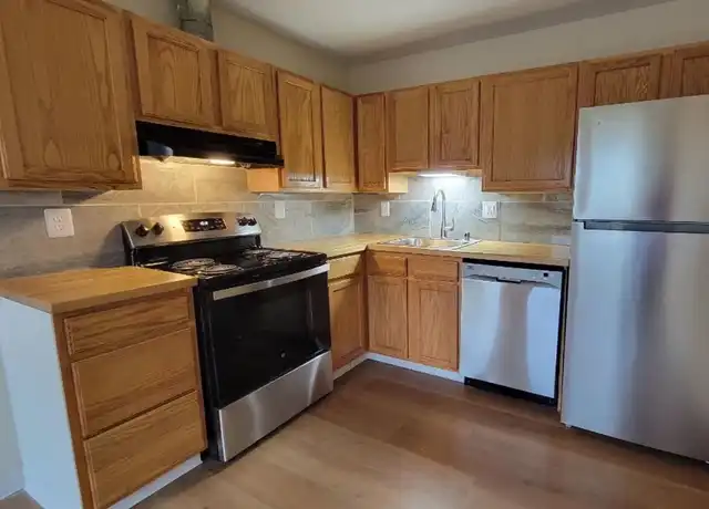 Property at Bryn Mar Village - 1721 S 82nd St, Tacoma, WA, 98408, 1-2 bed, 1 bath, [object Object]