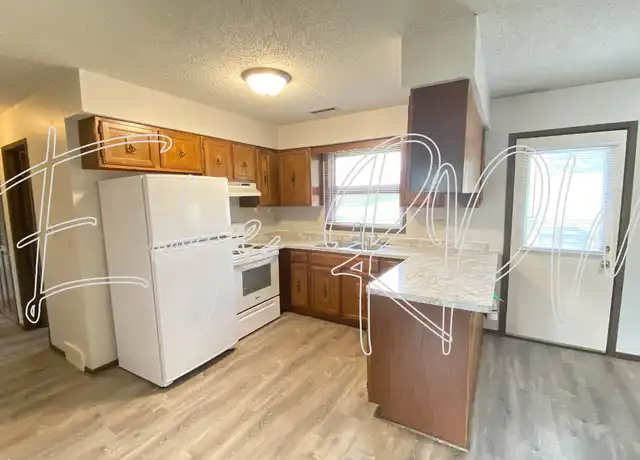Property at 5409 Norse Dr Unit 5407, Cedar Falls, IA, 50613, 2 beds, 1 bath, [object Object]