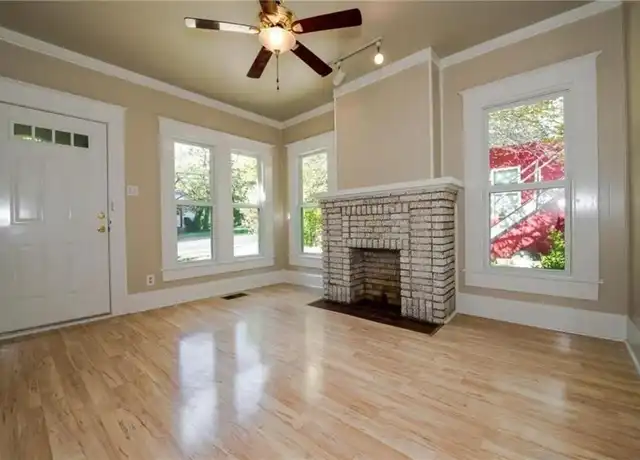 Property at 514 E 38th St Unit B, Austin, TX, 78705, 1 bed, 1 bath, [object Object]
