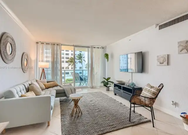 Property at 2501 S Ocean Dr #308, Hollywood, FL, 33019, 1 bed, 1 bath, [object Object]