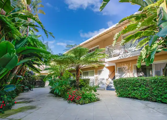 Property at Formosa Plaza - 1640 N Formosa Ave, Los Angeles, CA, 90046, 1-2 bed, 1-2 bath, [object Object]