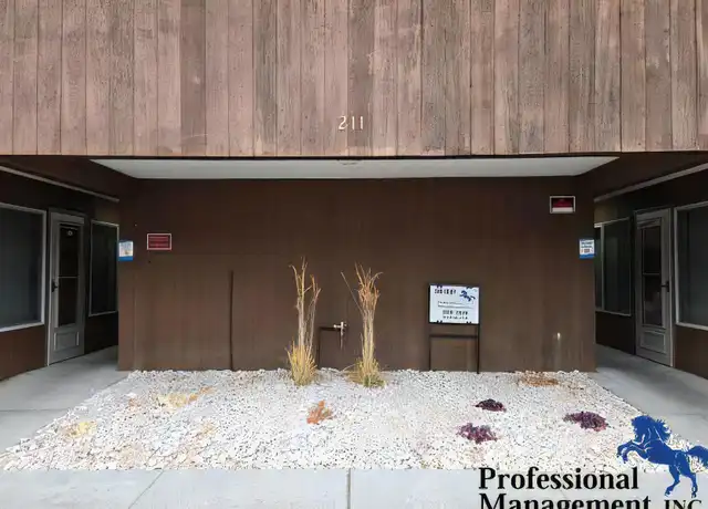 Property at 211 N 34th St, Billings, MT, 59101, 1 bed, 1 bath, [object Object]