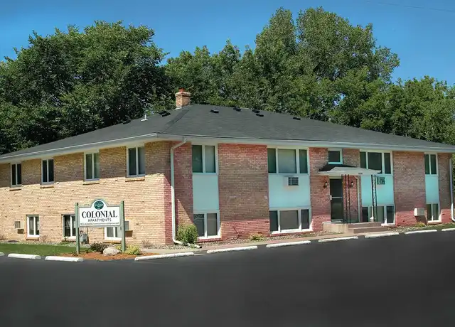 Property at Colonial Apartments - 20596 Hollins Ave W, Lakeville, MN, 55044, 1 bed, 1 bath, [object Object]