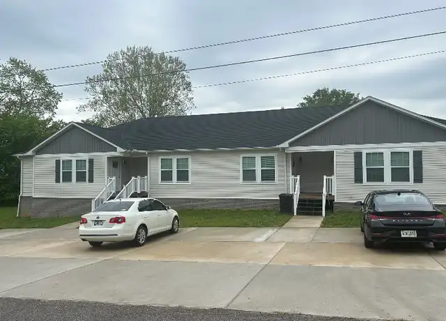Property at 102 Lewis Dr Unit C, Kingston, TN, 37763, 2 beds, 2 baths, [object Object]