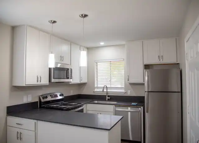 Property at 1707 Trinity Pl Unit B, College Station, TX, 77840, 2 beds, 1.5 baths, [object Object]